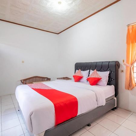 Capital O 1541 Puri Cikole Asri Hotell Lembang Eksteriør bilde