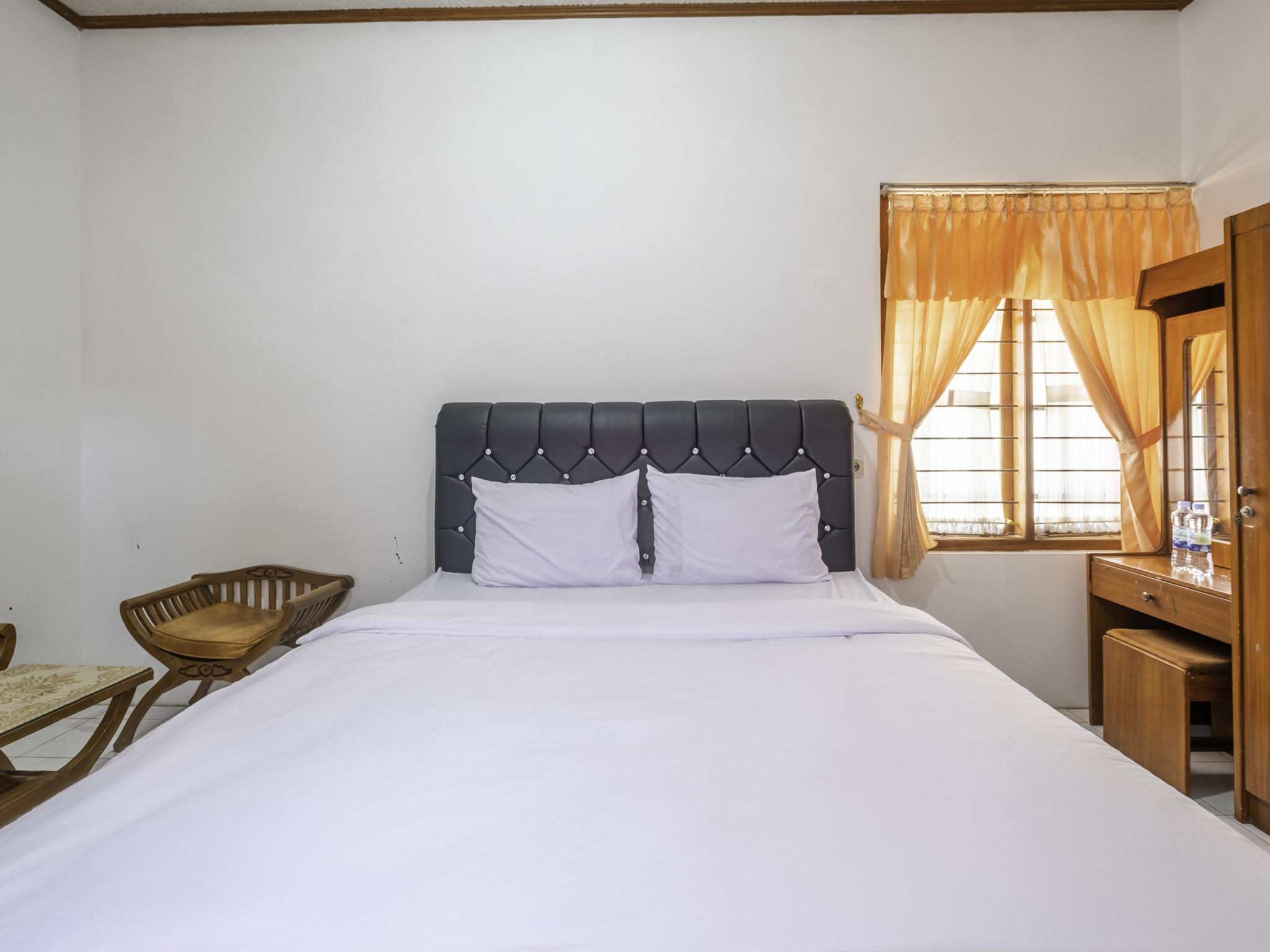 Capital O 1541 Puri Cikole Asri Hotell Lembang Eksteriør bilde