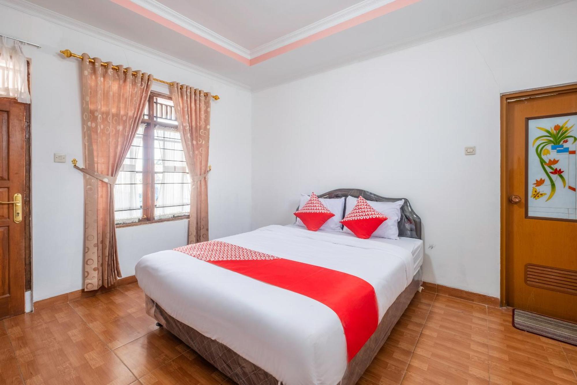 Capital O 1541 Puri Cikole Asri Hotell Lembang Eksteriør bilde