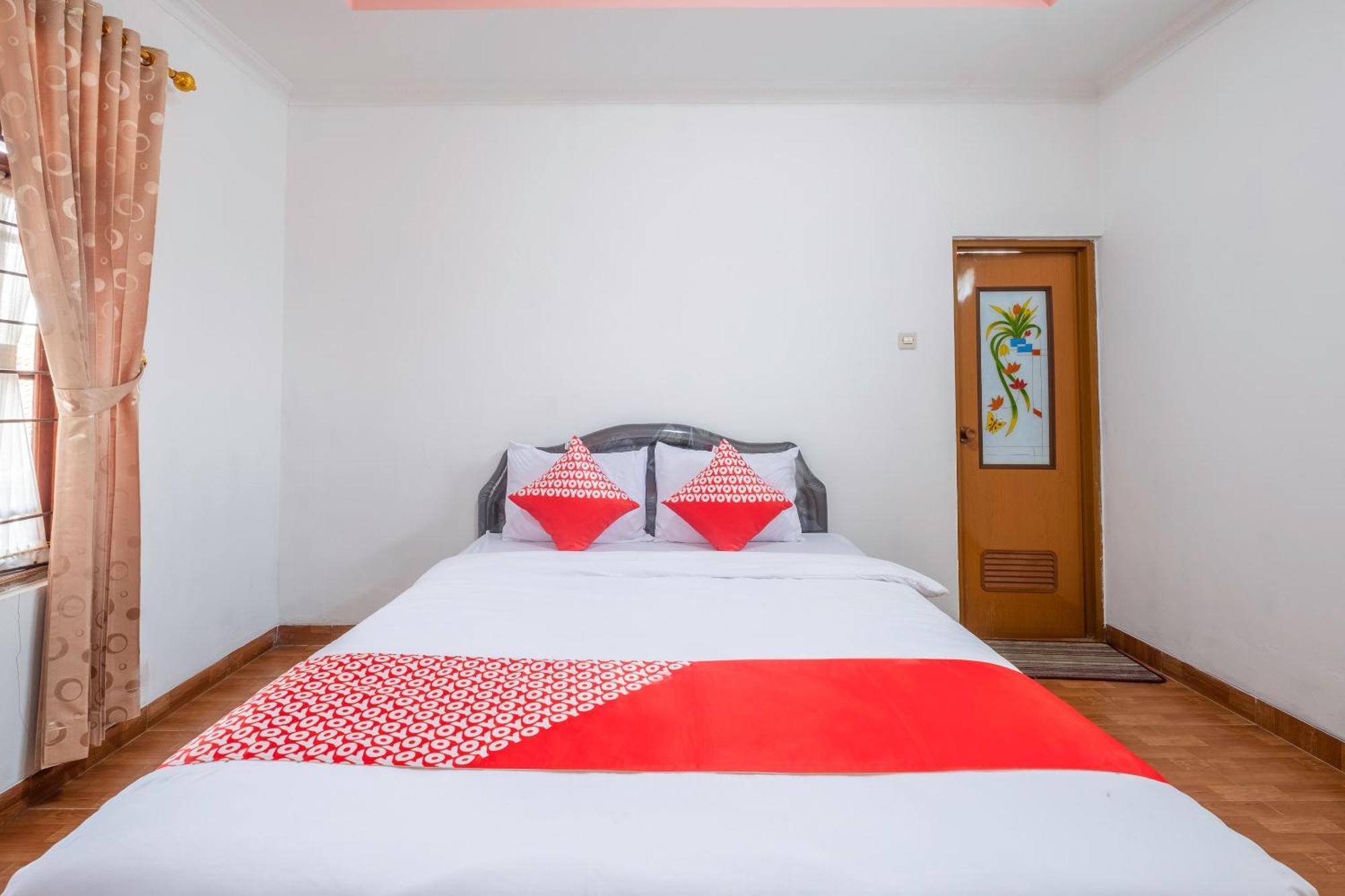 Capital O 1541 Puri Cikole Asri Hotell Lembang Eksteriør bilde